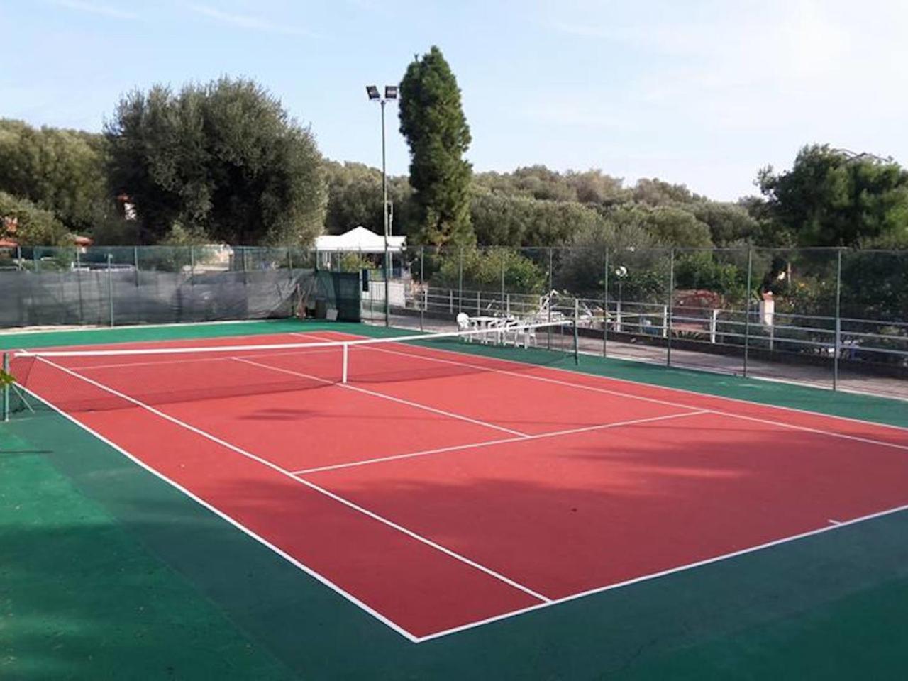 מרינה די קמרוטה Villaggio Residence Villamarina מראה חיצוני תמונה