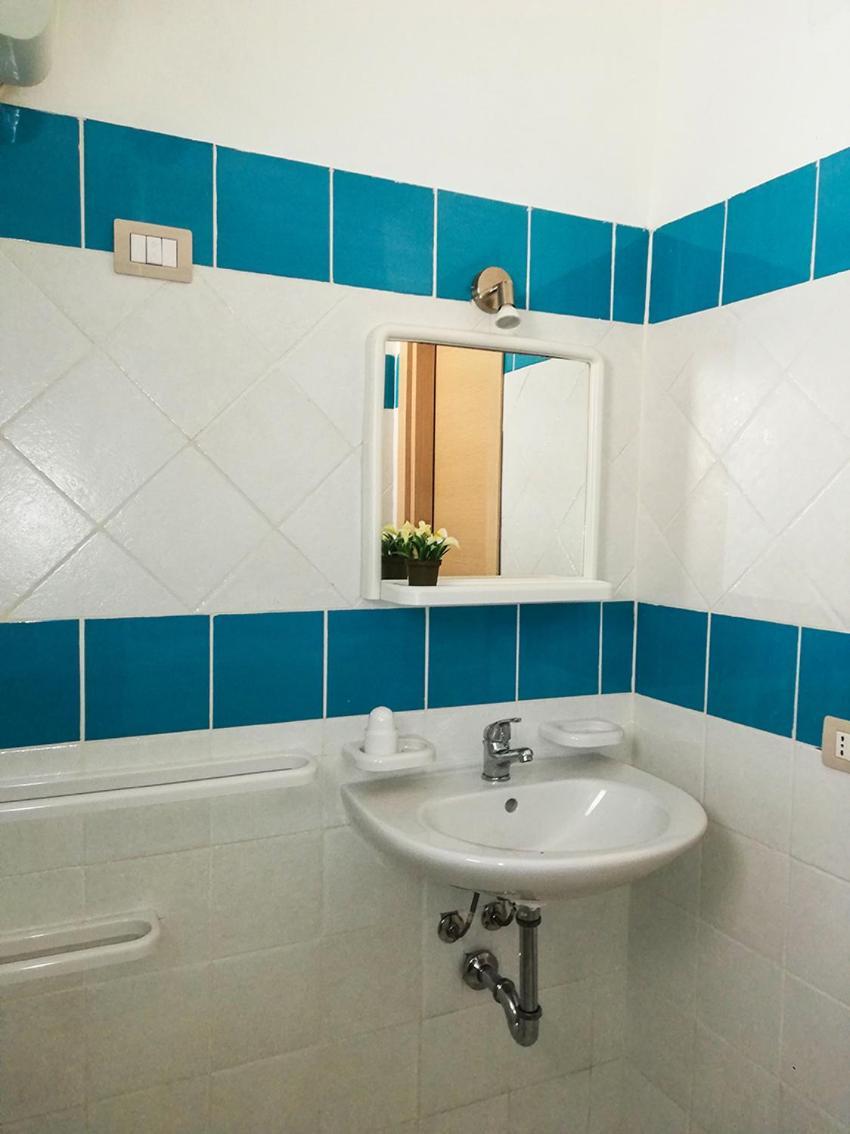 מרינה די קמרוטה Villaggio Residence Villamarina מראה חיצוני תמונה